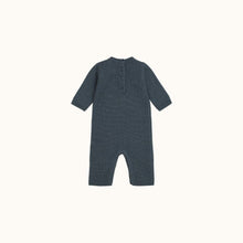 गैलरी व्यूवर में इमेज लोड करें, gray blue